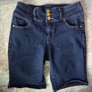 Bermuda Jean Shorts